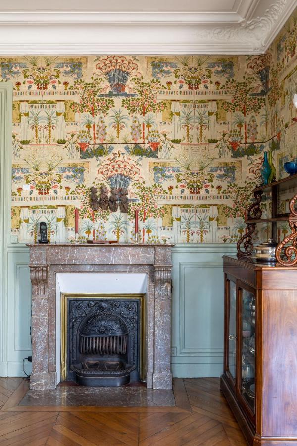 Veeve - Plumes In The Park Apartment